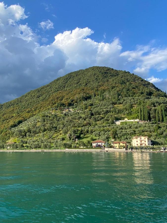 La Foresta Monteisola Monte Isola Bagian luar foto