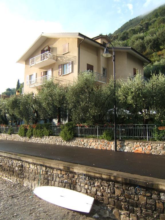 La Foresta Monteisola Monte Isola Bagian luar foto